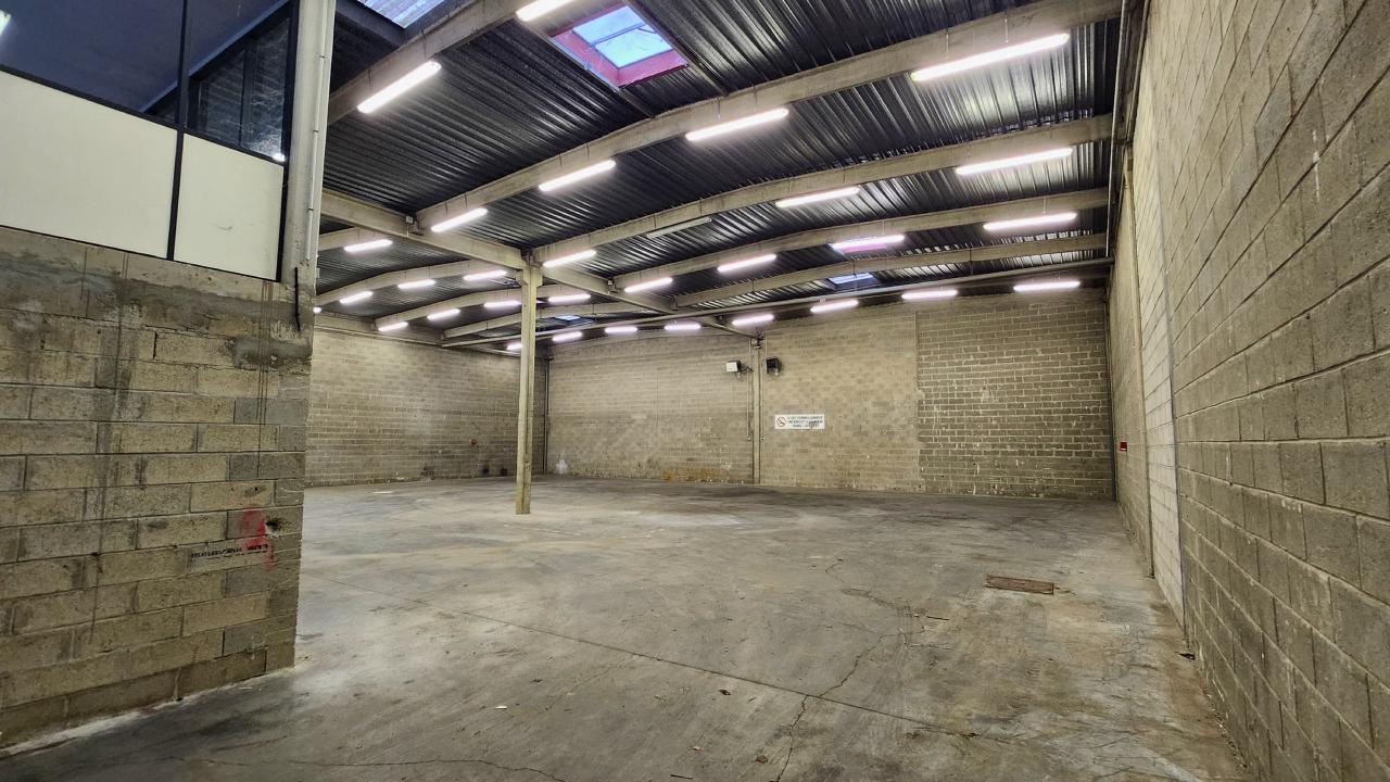 Local d'activité Torcy 911m² Location local d'activité Torcy Seine-et-Marne OLACT2316388 2